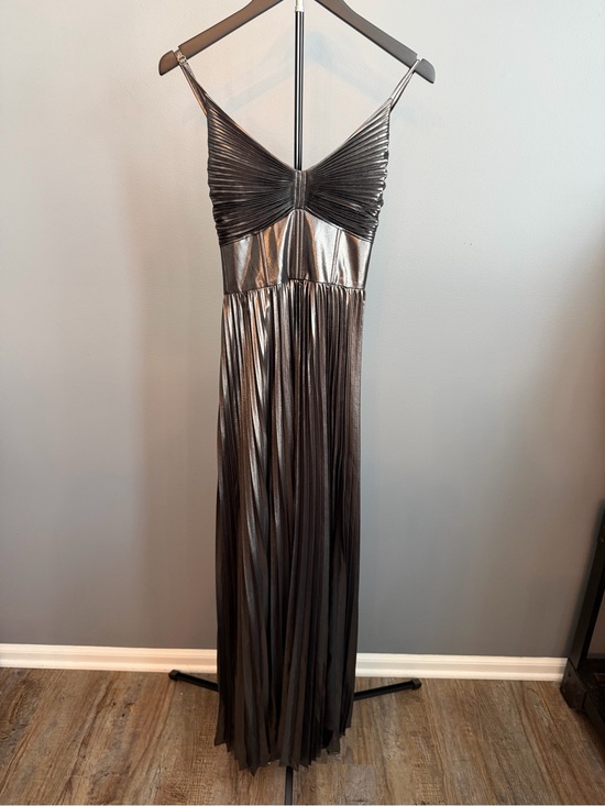 Banana Republic Dresses & Skirts - Banana Republic Odetta Metallic Pleated Maxi Dress - Gunmetal NWT